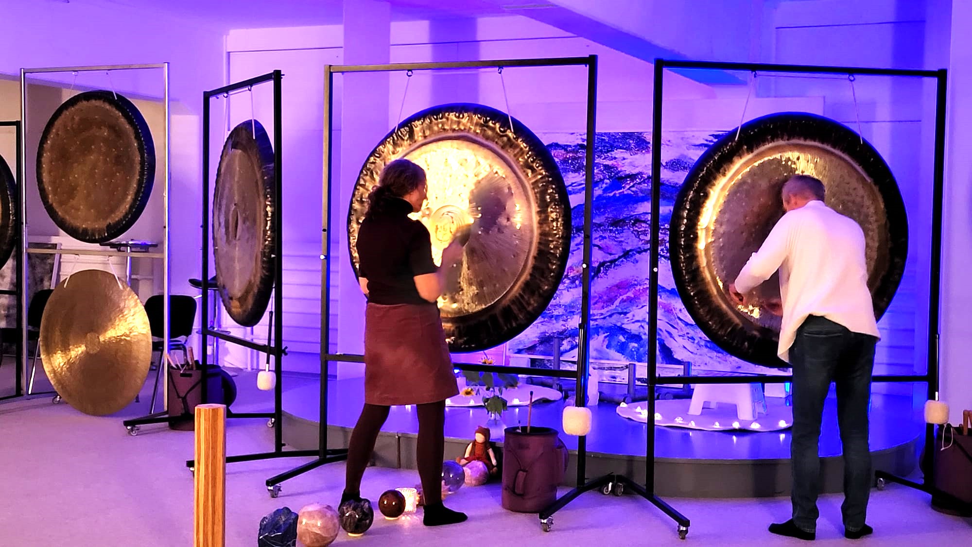 Bild: Kunstmuseum%20Donau-Ries%20-%20Aktuell-Dateien/Heart2HeartConnection.jpg